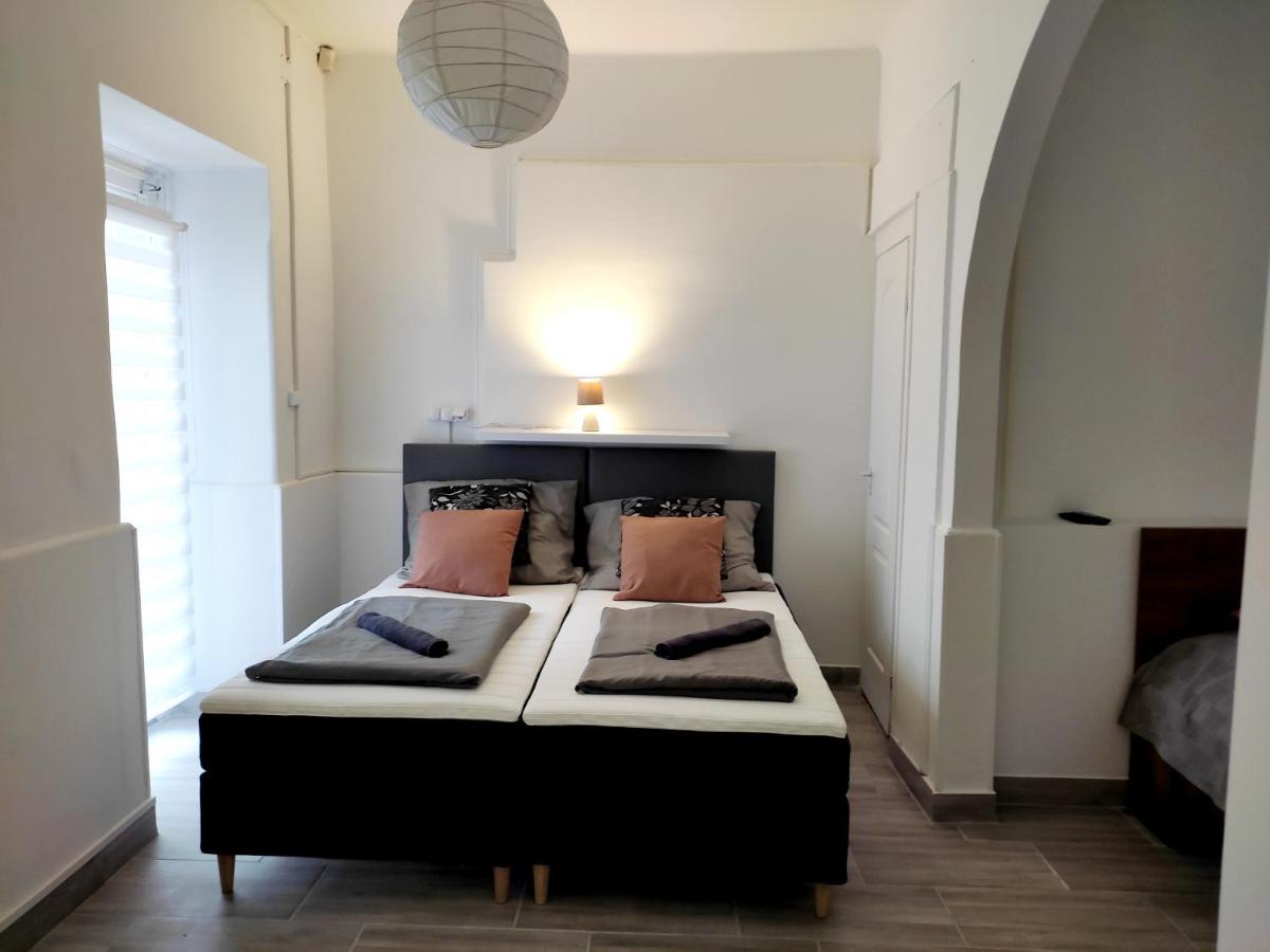Dunapart Apartment Vác Extérieur photo