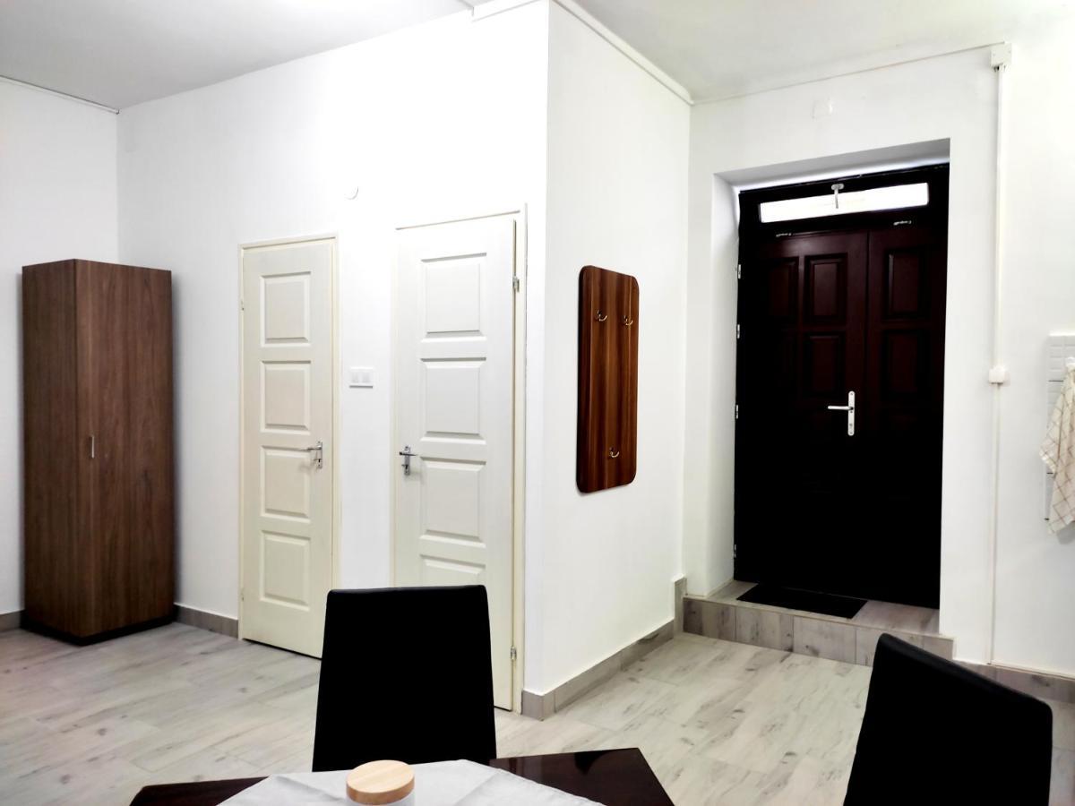 Dunapart Apartment Vác Extérieur photo